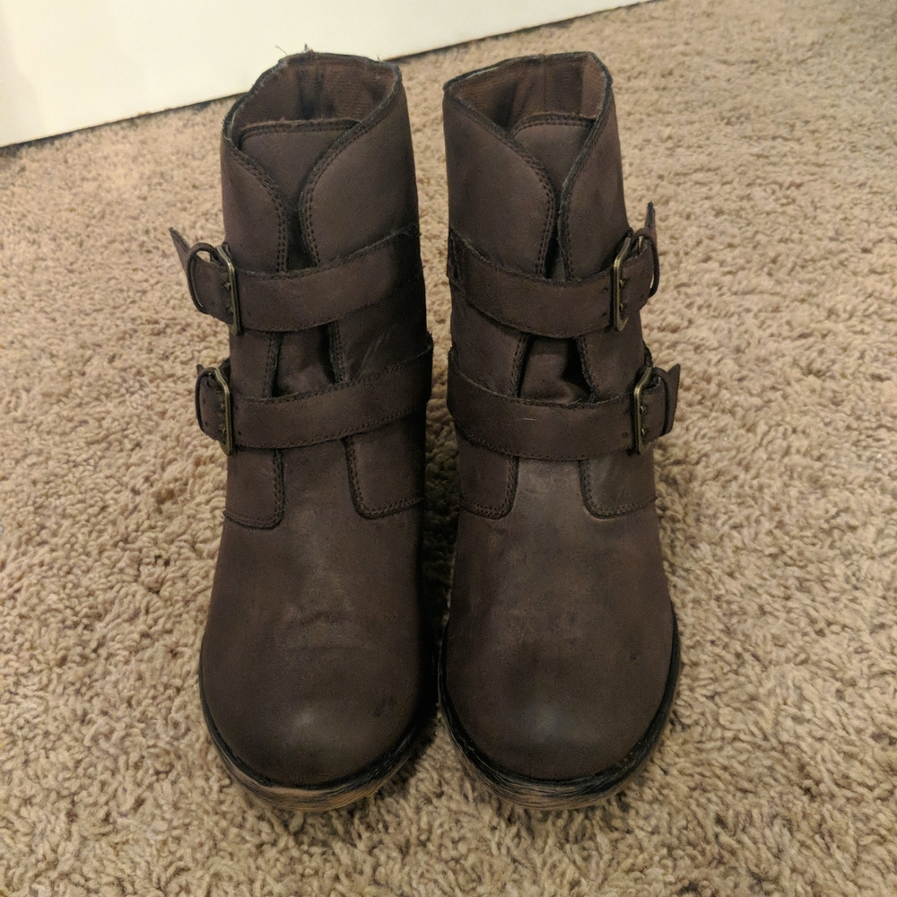 Rocket dog Booties.  NW, 1 1/2" heel, brown buckle pull on boots.